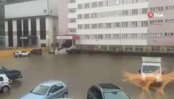 Rize'de heyelan: Ölü ve yaralılar var! 8 Bülten Medya -