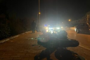 Bursa'da otomobile çarparak savrulan motosikletteki 2 kişi hayatını kaybetti 4 Bülten Medya -
