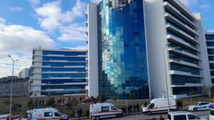 Muğla Eğitim ve Araştırma Hastanesi'ne helikopter çarptı! 4 ölü 16 Bülten Medya -