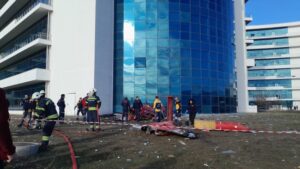 Muğla Eğitim ve Araştırma Hastanesi'ne helikopter çarptı! 4 ölü 15 Bülten Medya -