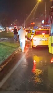 Bursa'da trafikten dolayı kontak kapattılar! 4 Bülten Medya -