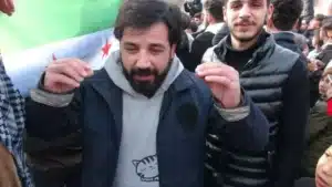 Bursa ve birçok ilde Suriyeliler sokaklarda kutlama yapıyor! 26 Bülten Medya -