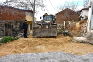 Gemlik'in yolları ve meydanları yenileniyor 12 Bülten Medya -