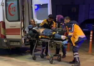 Bursa'da bıçaklı kavga sonrası kaçarken kaza yaptılar: 1 ölü, 2 yaralı 12 Bülten Medya -