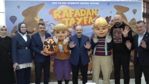 Bursa'da Mustafa Varank'tan çocuklara karne hediyesi! 11 Bülten Medya -