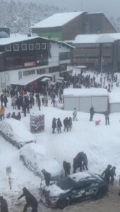 Uludağ’da yoğunluk: Doğa severler zirveye koştu! 8 Bülten Medya -