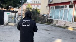 Bursa'da yolda yürüyen kadına ve kardeşine dehşeti yaşattı! 8 Bülten Medya -