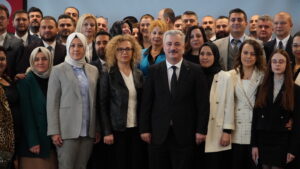 Anahtar Parti Bursa'da yönetim kurulunu tanıttı 7 Bülten Medya -