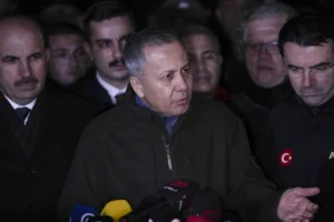 Konya'da 4 katlı bina çöktü: Bir kişi yaşamını yitirdi, üç kişi sağ kurtarıldı 24 Bülten Medya -