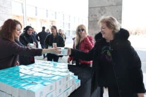 Başkan Şadi Özdemir’den kandil simidi ikramı 10 Bülten Medya -