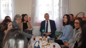 Yonca Okulda Projesi, Harmancık'ta! Öğrencilere kışlık bot dağıtıldı 29 Bülten Medya -