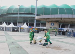 Osmangazi Belediyesi'nden stadyum temizliği 14 Bülten Medya -