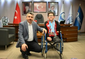 Bursa'da başarı engel tanımadı! 8 Bülten Medya -