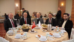 Mustafakemalpaşalılar PAŞADER'in iftar yemeğinde buluştu 22 Bülten Medya -