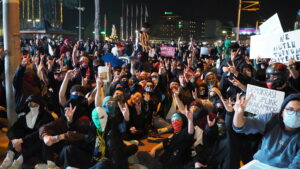 Bursa'da 'İmamoğlu'na destek protestolarında 7. gün! 44 Bülten Medya -