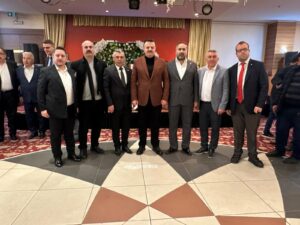 Mustafakemalpaşalılar PAŞADER'in iftar yemeğinde buluştu 27 Bülten Medya -