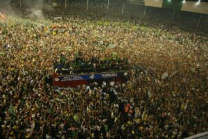 Bursaspor'da 15 yıl önceyi anımsatan fotoğraflar 13 Bülten Medya -
