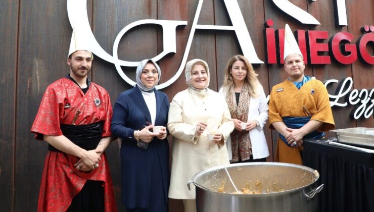Türk Mutfağı Haftası"nın Bursa’daki açılışı İnegöl’den: 20 farklı helva vatandaşla buluştu. 20 Bülten Medya -