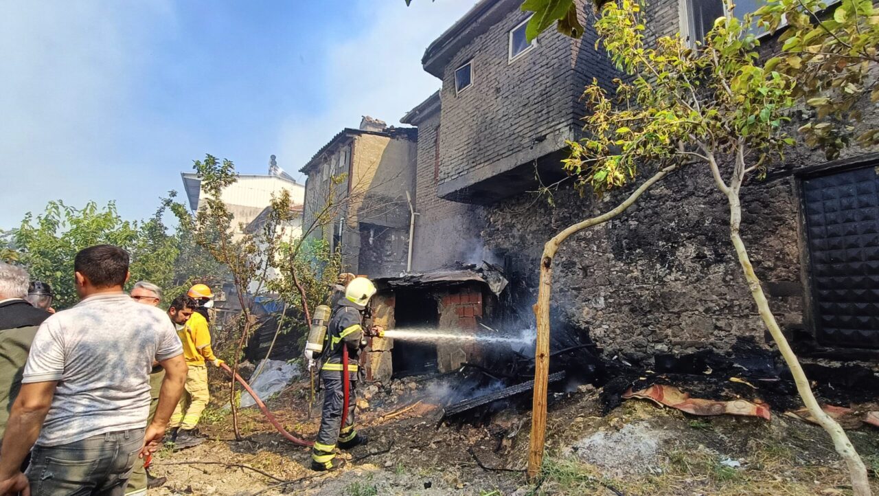 Bursa'daki o köy yangın sebebiyle tahliye ediliyor 3 Bülten Medya -