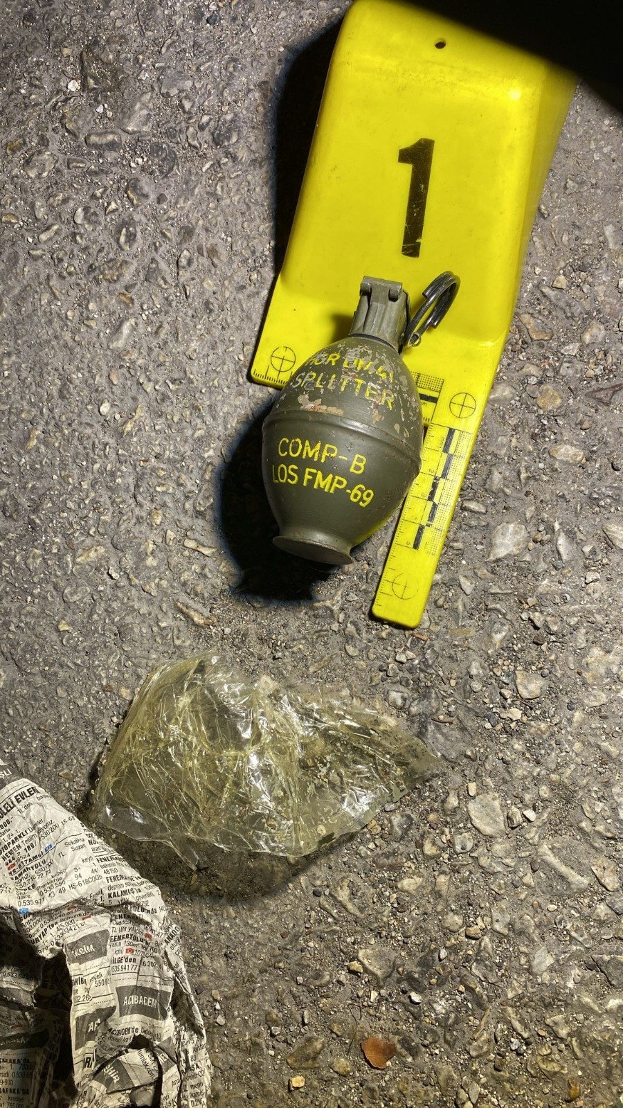 Bursa'da durdurulan araçta 2 adet el bombası bulundu 2 Bülten Medya -
