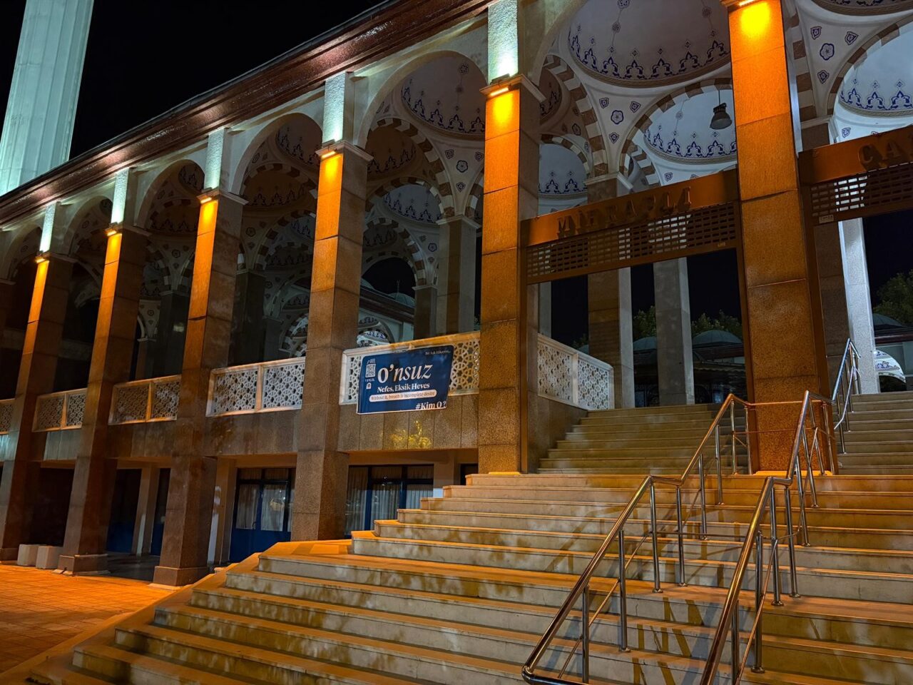 Bursa'daki gizemli pankartların sırrı açıklandı! 1 Bülten Medya -
