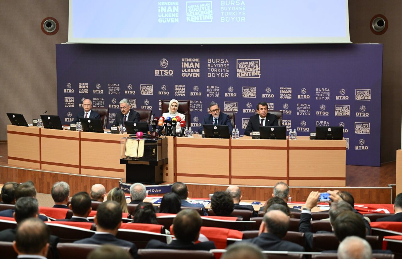 Bakan Göktaş: “Aile yapımızı korumak, savunma sanayi kadar stratejik önemde” 2 Bülten Medya -