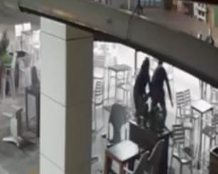 Bursa'da baba oğuldan palalı saldırı 4 Bülten Medya -