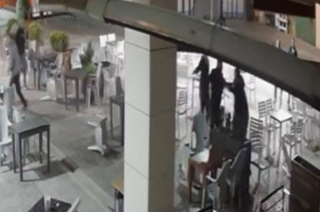 Bursa'da baba oğuldan palalı saldırı 3 Bülten Medya -