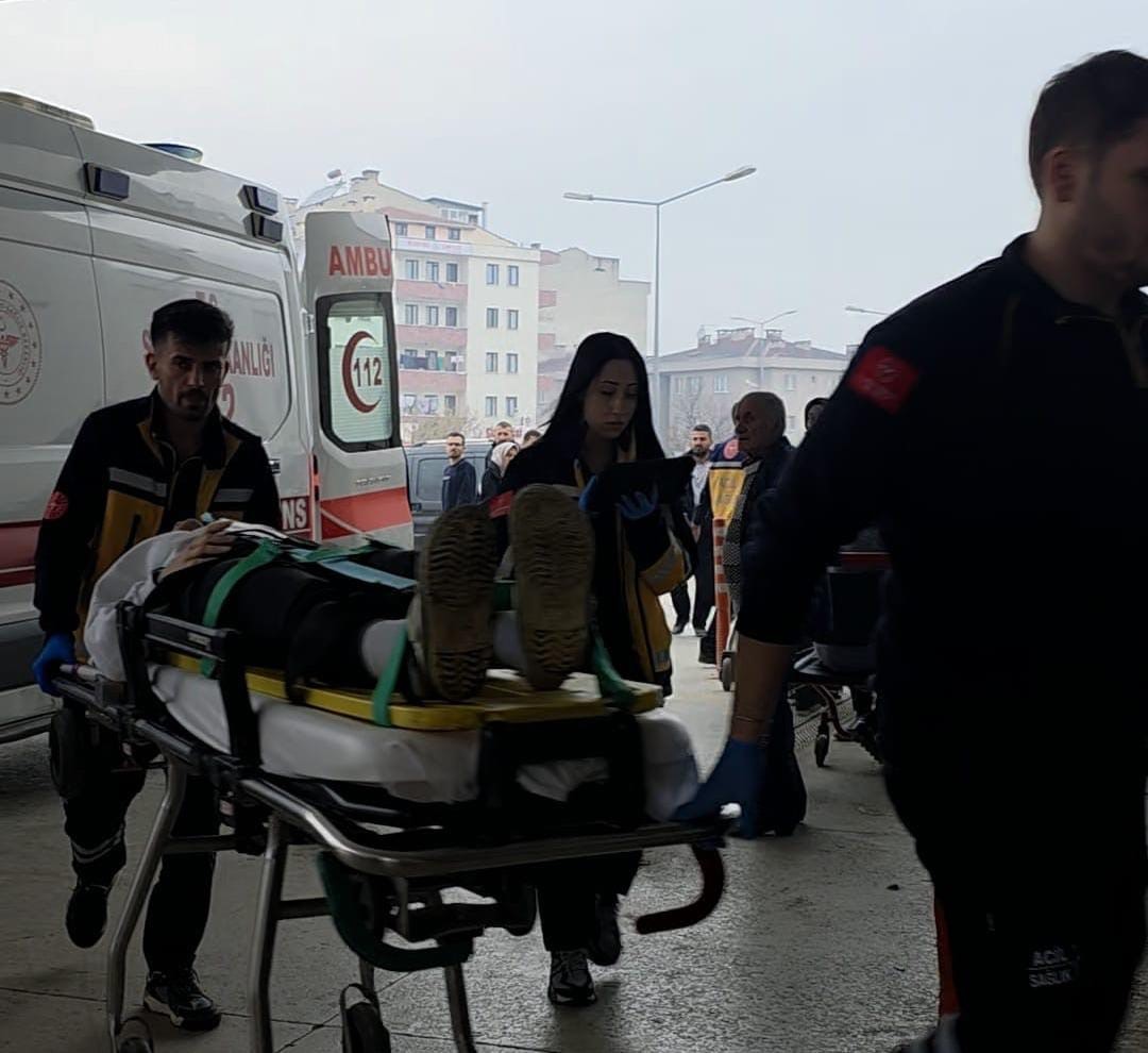 Bursa'da kontrolden çıkan araç tarlaya uçtu 2 Bülten Medya -