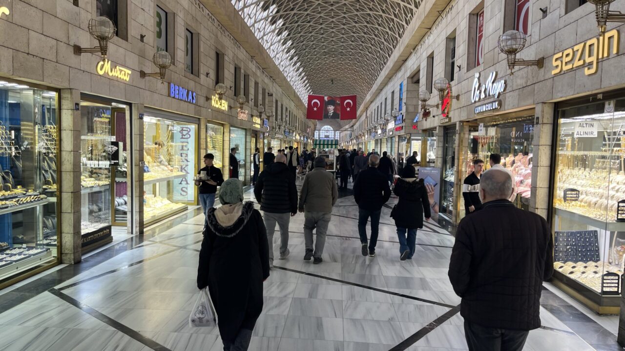 Bursa'da vakıfların fahiş kira zammı esnafı vurdu 2 Bülten Medya -