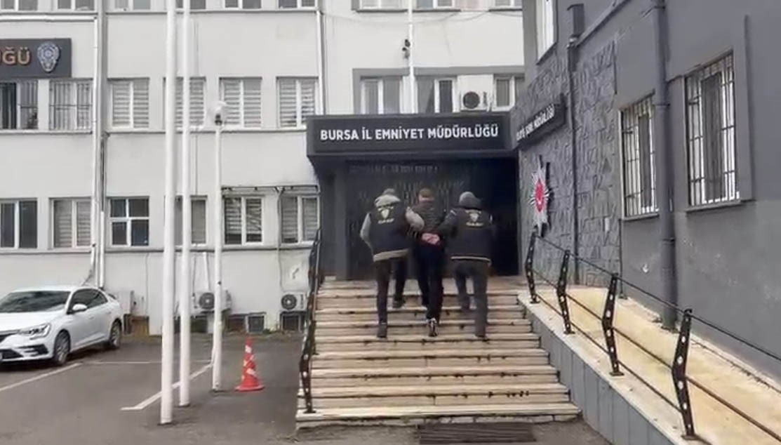 Bursa'da husumetlisine kurşun yağdıran şahıs yakalandı 1 Bülten Medya -