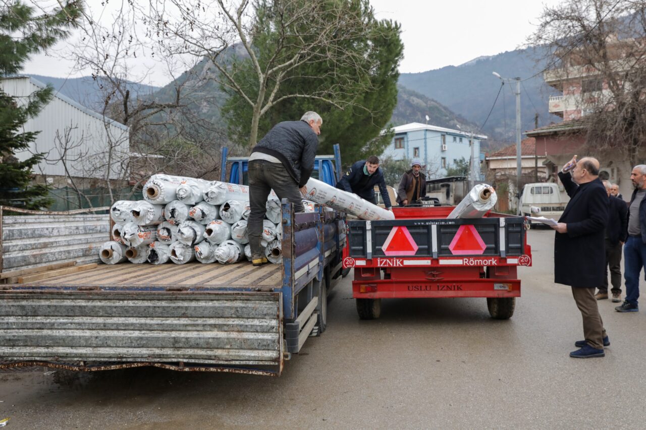 Bursa'da lodostan zarar gören seralara Büyükşehir desteği 1 Bülten Medya -