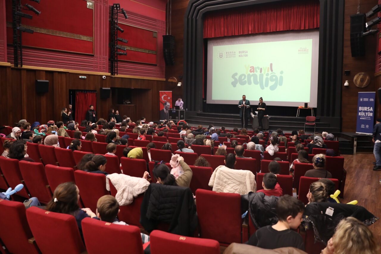 Bursa'da yarıyıl şenliğinde renkli final 1 Bülten Medya -