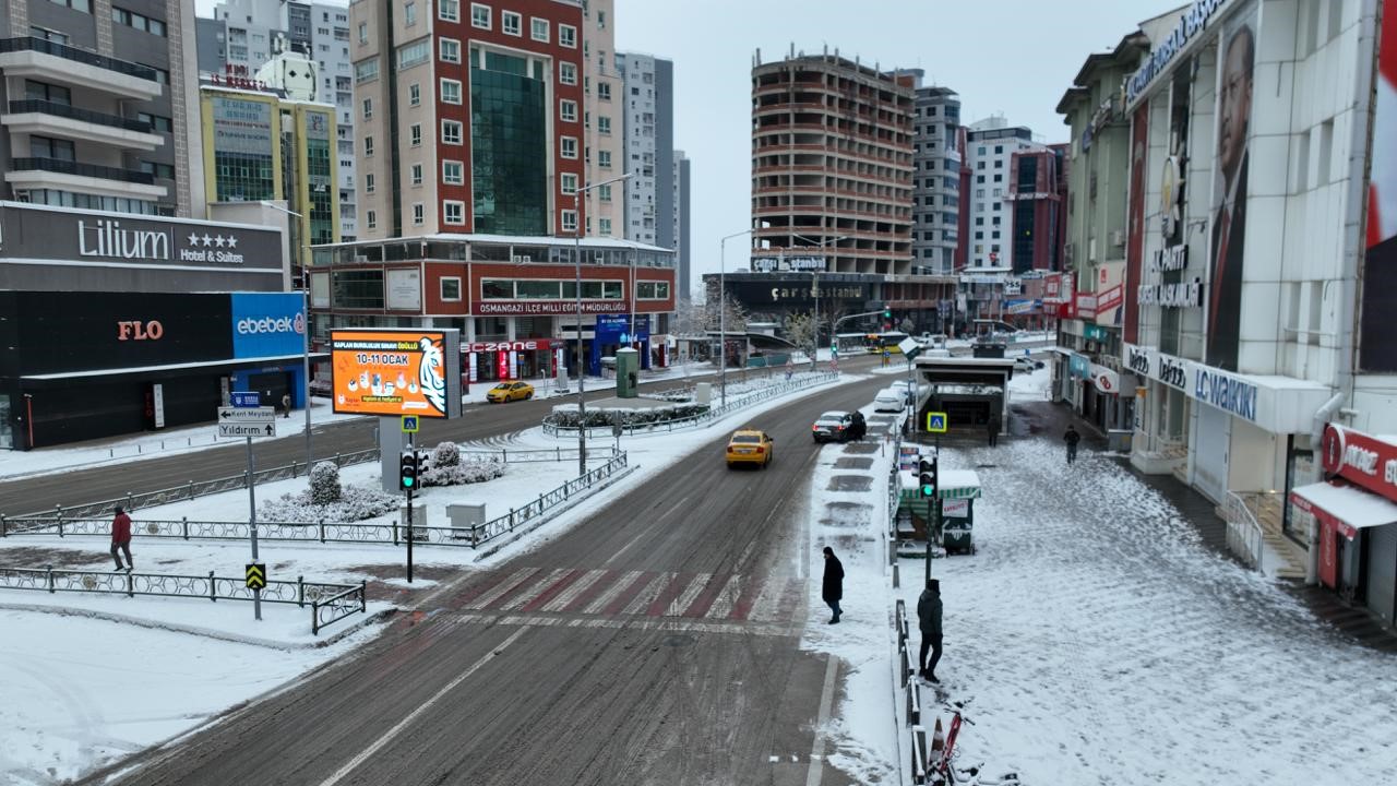 Bursa'da yeni yılla birlikte kar sevinci 4 Bülten Medya -