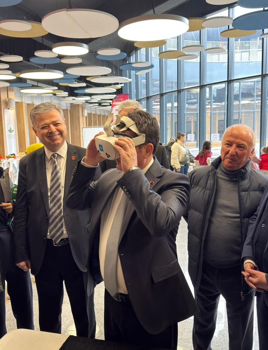 Bursa'da çocuklar bilim ile eğlendi 3 Bülten Medya -