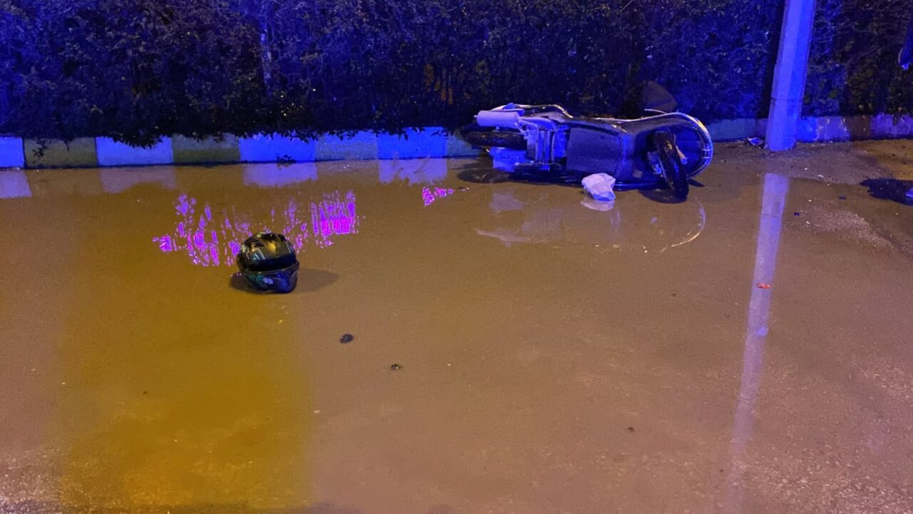 Bursa'da çarpıp kaçtı, plakayı düşürünce yakalandı! 1 Bülten Medya -