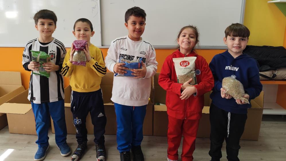 Minik yüreklerden büyük dayanışma 1 Bülten Medya -