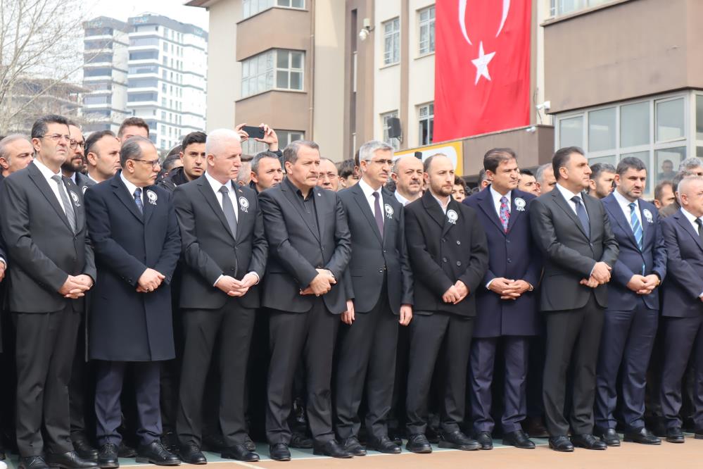 Fatma Nur öğretmen gözyaşlarıyla uğurlandı 1 Bülten Medya -