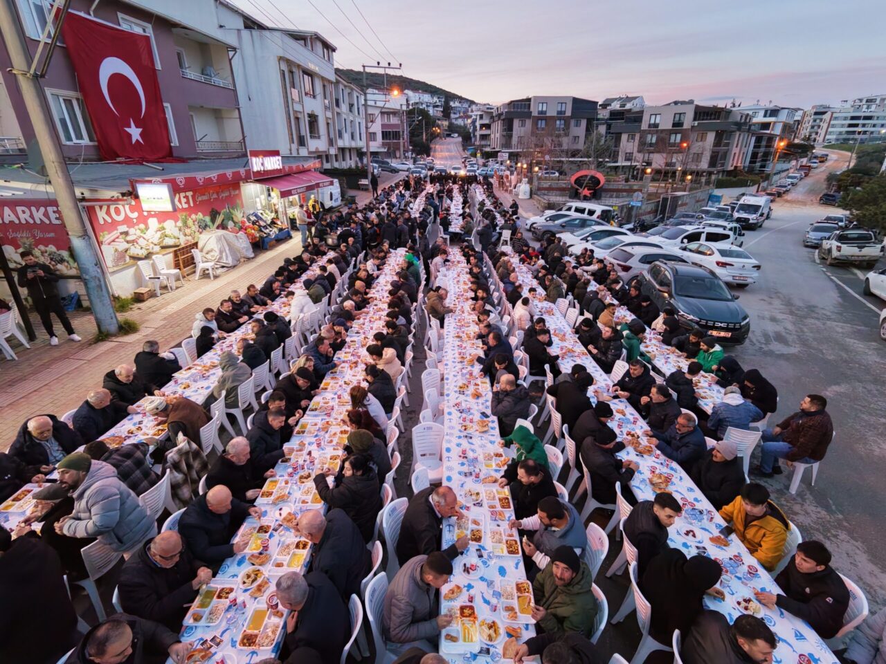 Soğuk hava sokak iftarını durduramadı 2 Bülten Medya -