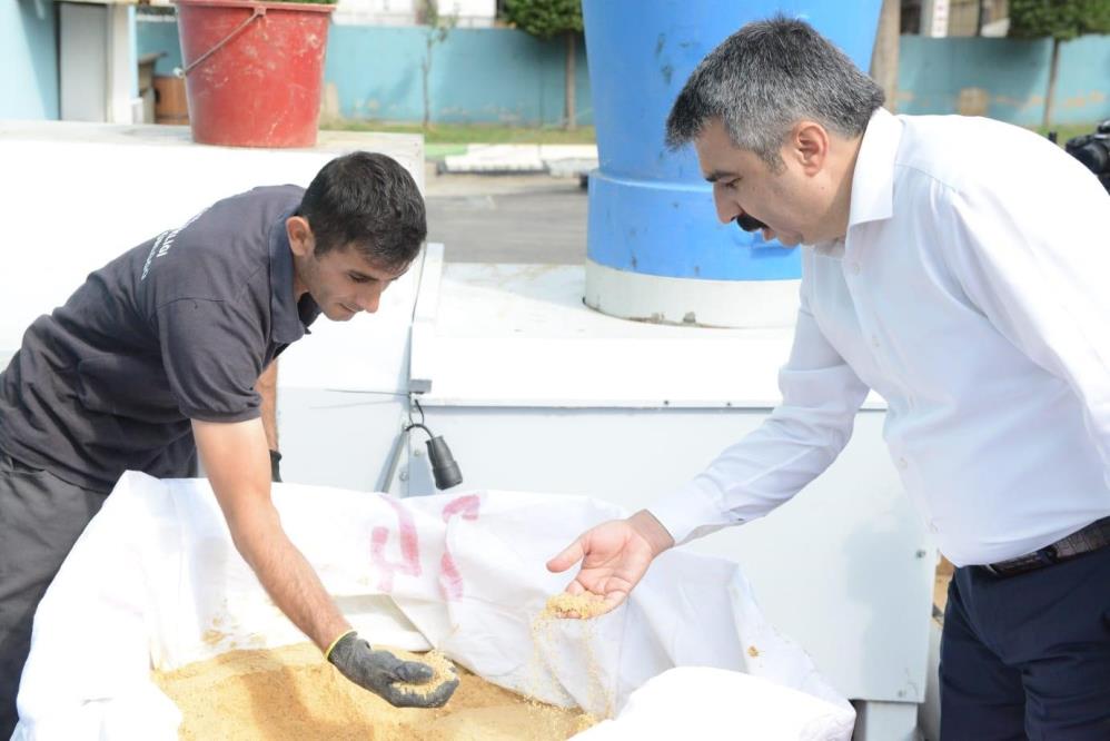 Atık yemekler çöpe gitmiyor… Mamaya dönüşüyor 2 Bülten Medya -