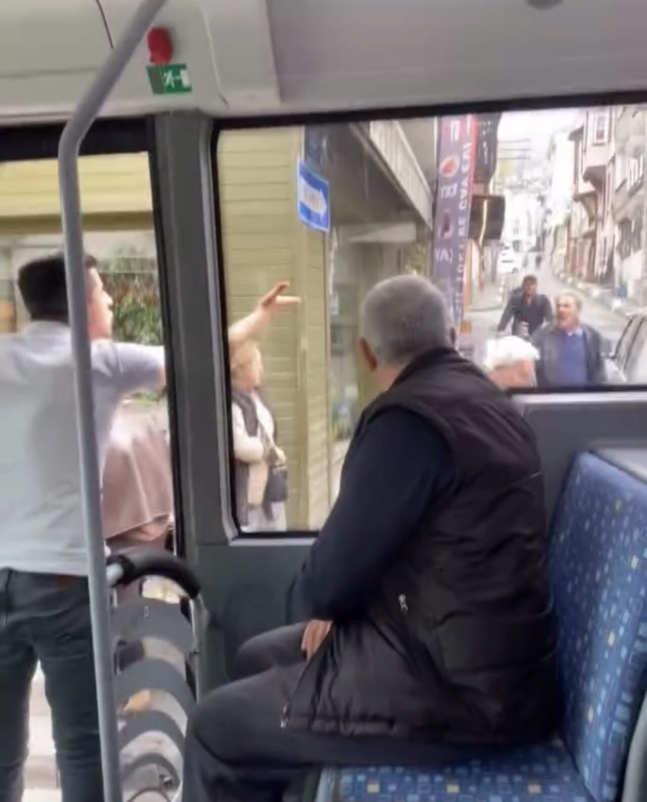 Trafikte balta dehşeti! 1 Bülten Medya -