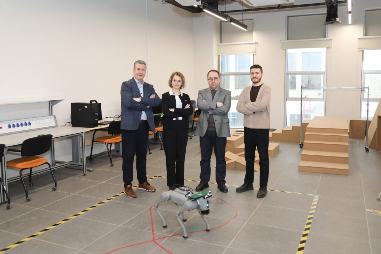 Öğrenciler robot köpeklerle tanışacak! 1 Bülten Medya -