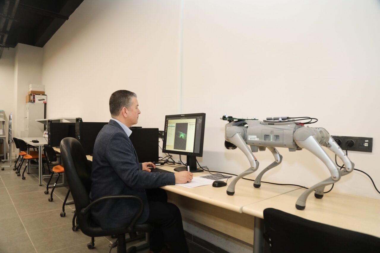Öğrenciler robot köpeklerle tanışacak! 2 Bülten Medya -
