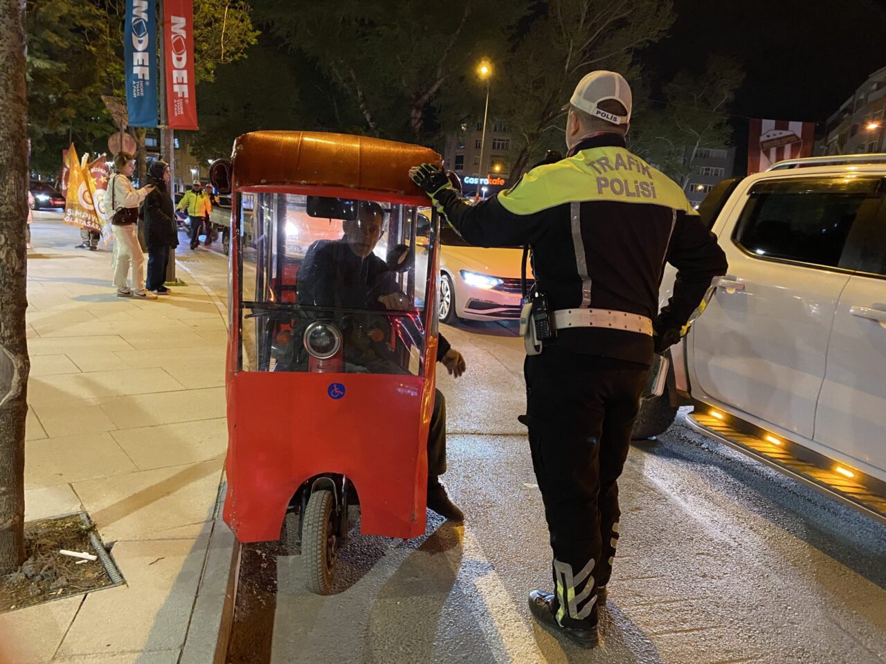 Kutlama konvoyunda ceza yağdı 1 Bülten Medya -