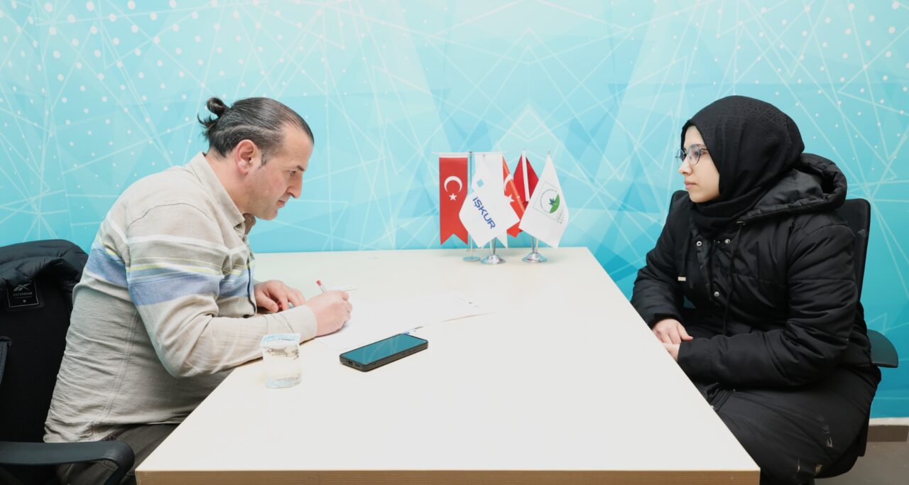 Bu buluşmada onlarca kişi işe girdi 3 Bülten Medya -