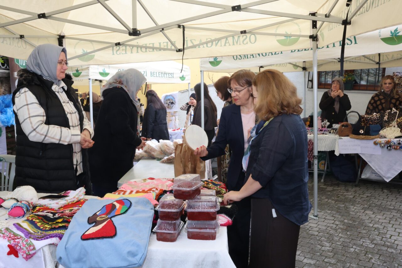 Kadın emeği Bursa’da sahneye çıktı 4 Bülten Medya -