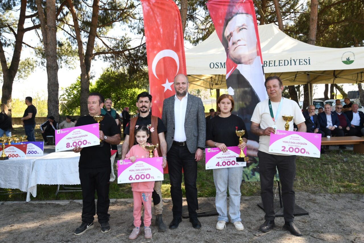 Rahvan yarışları nefes kesti 11 Bülten Medya -