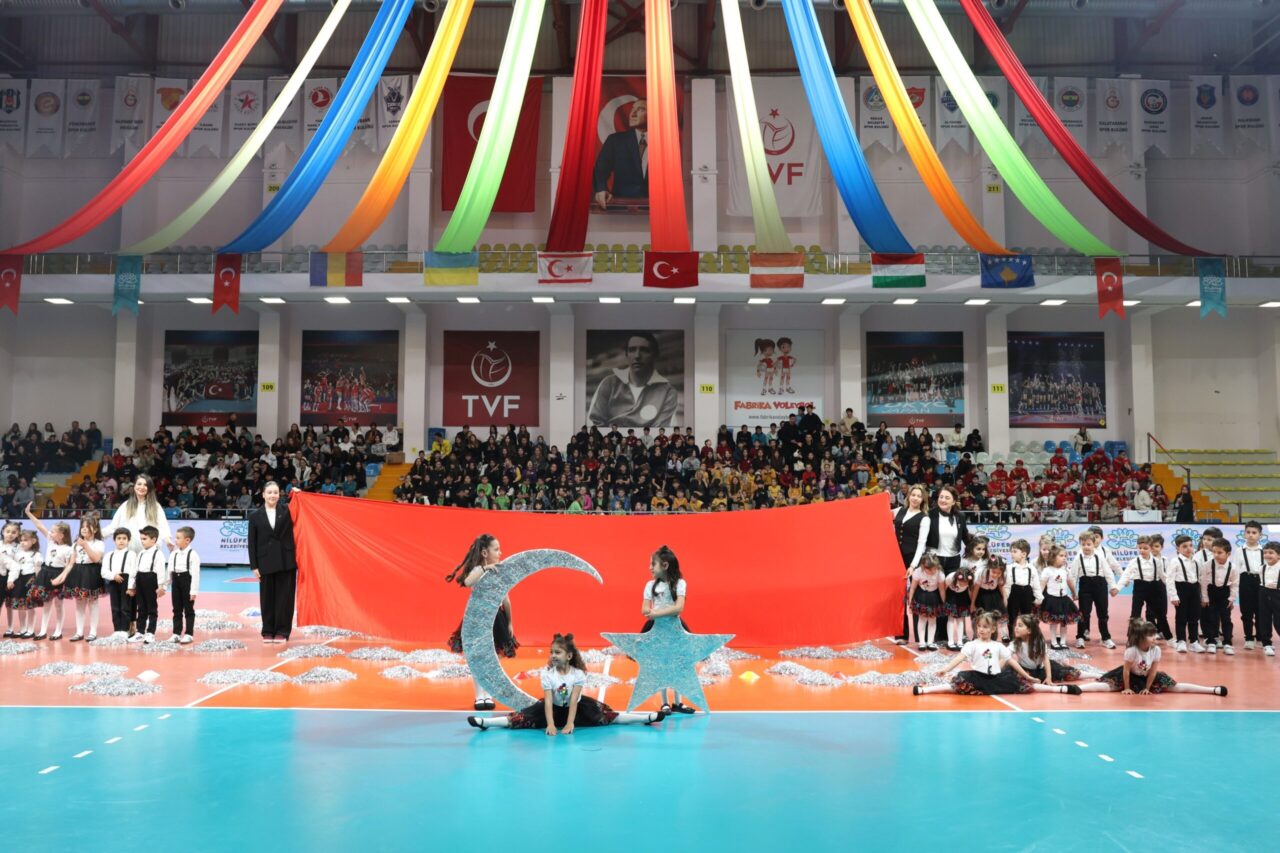 20 bin öğrenci sahada… spor şenliği başladı 5 Bülten Medya -