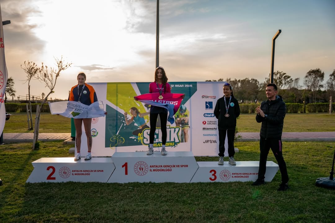 Osmangazili sporculardan madalya yağmuru 1 Bülten Medya -