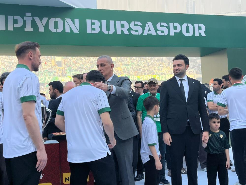 Kupa sahibini buldu... 4 Bülten Medya -